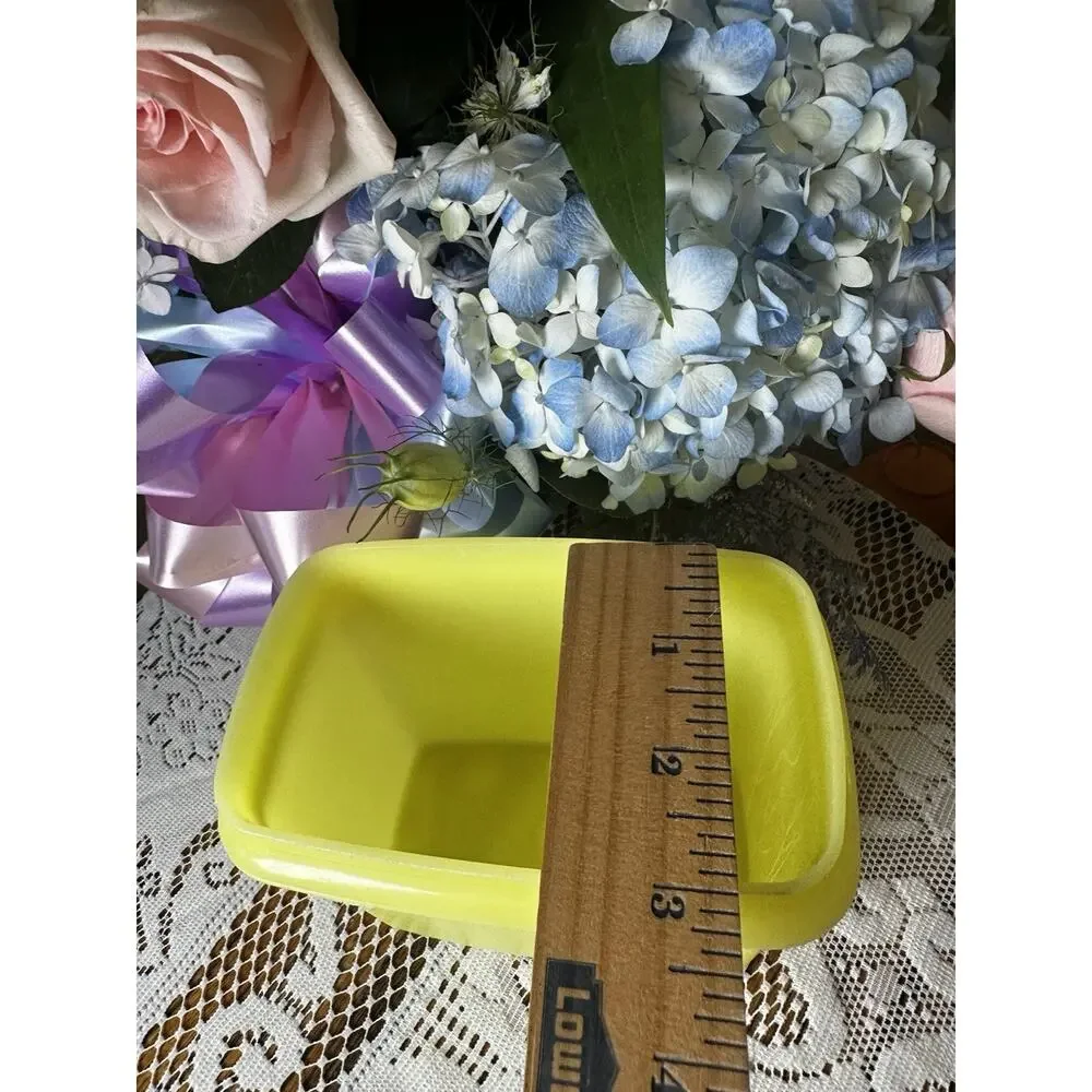 Vintage Tupperware Shelf Saver Food Storage Container NO LID